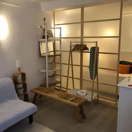 Διαμέρισμα Cosy Situe En Plein Coeur Du Vieil Antibes. Αντίμπ