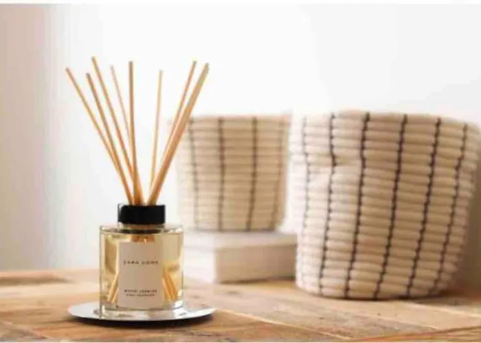 Cosy Situé En Plein Cœur Du Vieil Antibes. Antibes