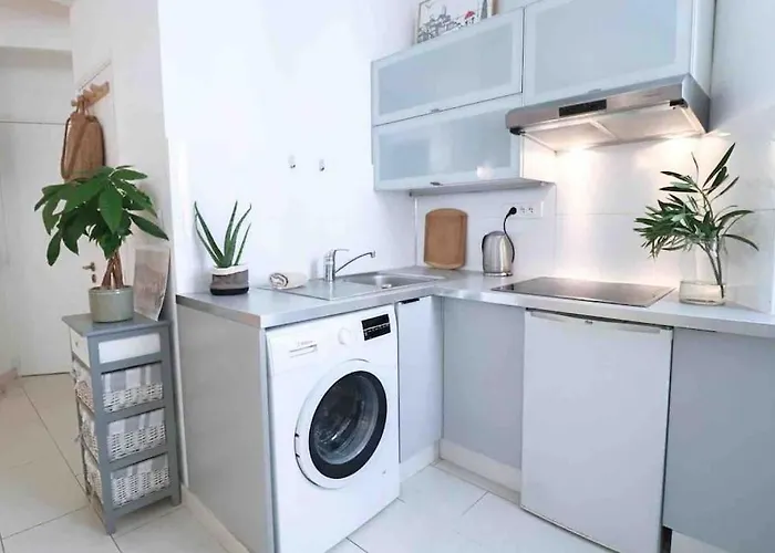 Apartamento Cosy Situé En Plein Cœur Du Vieil Antibes. Antibes